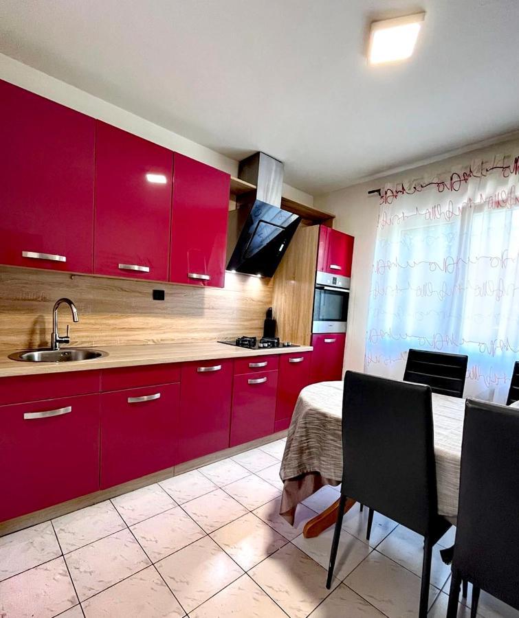 Luana Lux Apartment Pula Exterior photo